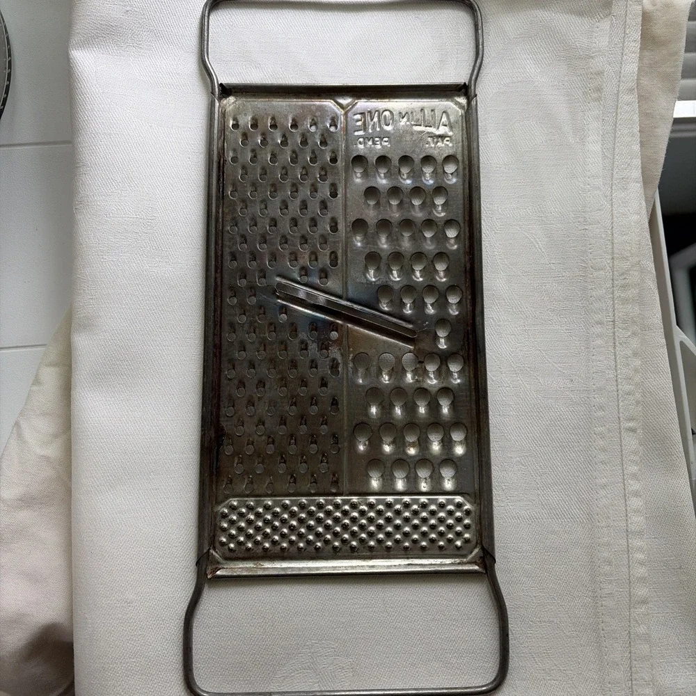 Grater Vintage All In One‎ Brand Metal Flat Cheese Vegetable Grater Rustic